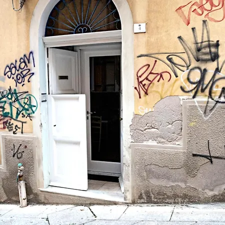 Donna Memela * Cagliari